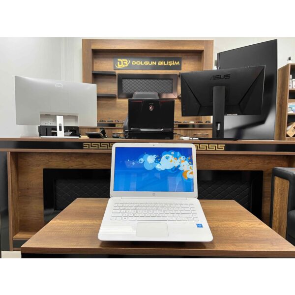 HP Stream 14-AX002NT 1JL58EA İKİNCİ EL Intel Celeron N3050 4GB 32GB eMMC W10 14"