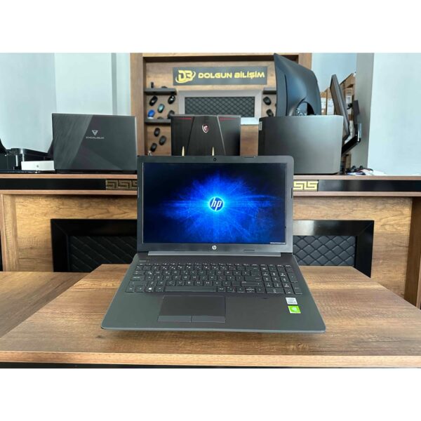 HP 15-DA2082NT 1S7Y3EA İKİNCİ EL Intel Core i5 10210U 16GB 512GB SSD MX110 15.6"
