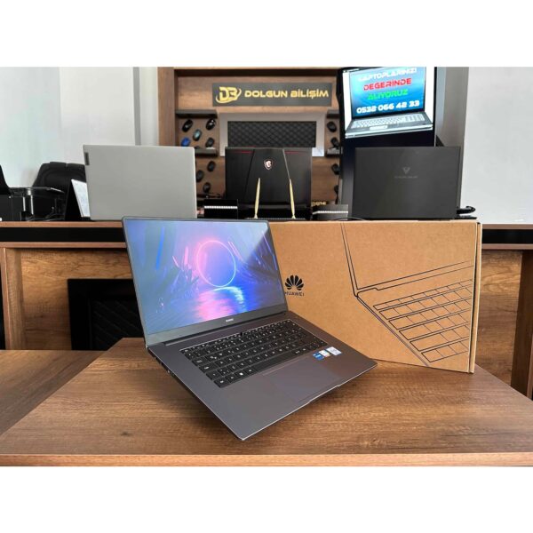 Huawei Matebook D15 İKİNCİ EL GARANTİLİ Intel Core i5 1135G7 8GB 256GB SSD Iris Xe W11 15.6" FHD