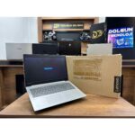 Lenovo IdeaPad 320-15ISK Intel Core i3 6006U 12GB 240GB SSD 15.6" W10 HD 80XH0229TX (İKİNCİ EL)
