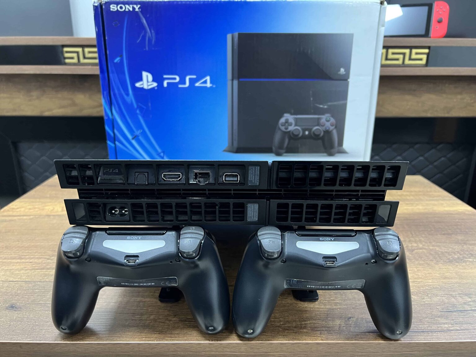 PlayStation 4 Parlak Kutulu 500 GB Çift Kol  playstation 4 - PlayStation4 - Ps4 - ps4 (İKİNCİ EL) - Görsel 2