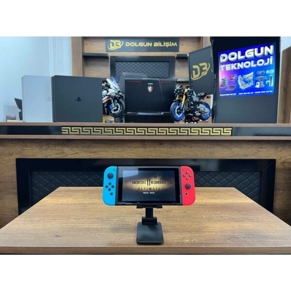 Nintendo Switch 32 GB  Nintendo Switch - nintendoswitch - nintendo - nintendosvic (İKİNCİ EL)