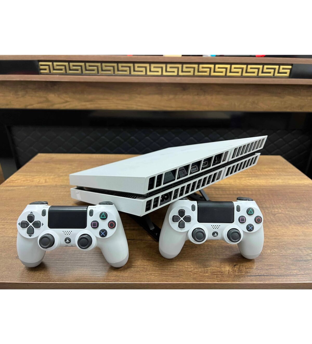 PlayStation 4 Beyaz 500 GB Çift Kol  Playstation4 - ps4 - PS4 - Ps4 (İKİNCİ EL) - Görsel 4