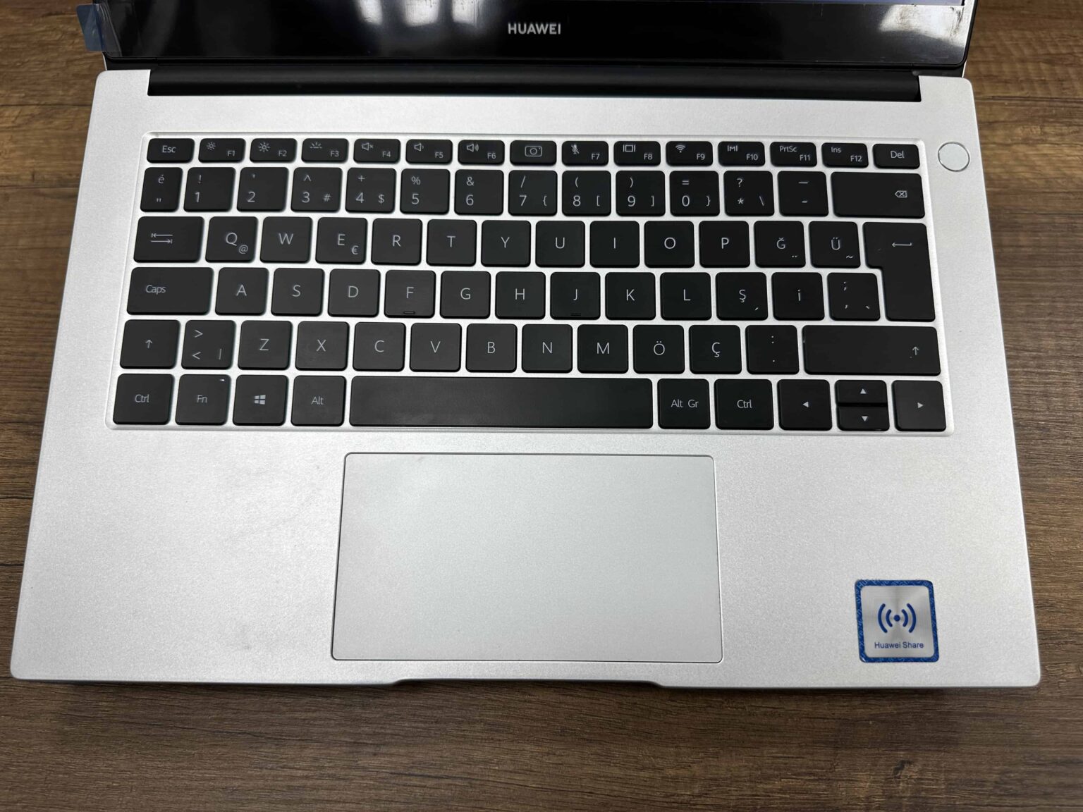 Huawei MateBook D14 NbB-WAH9 Intel Core i5 10210U 8GB 256GB SSD 14" FHD (İKİNCİ EL) - Görsel 3