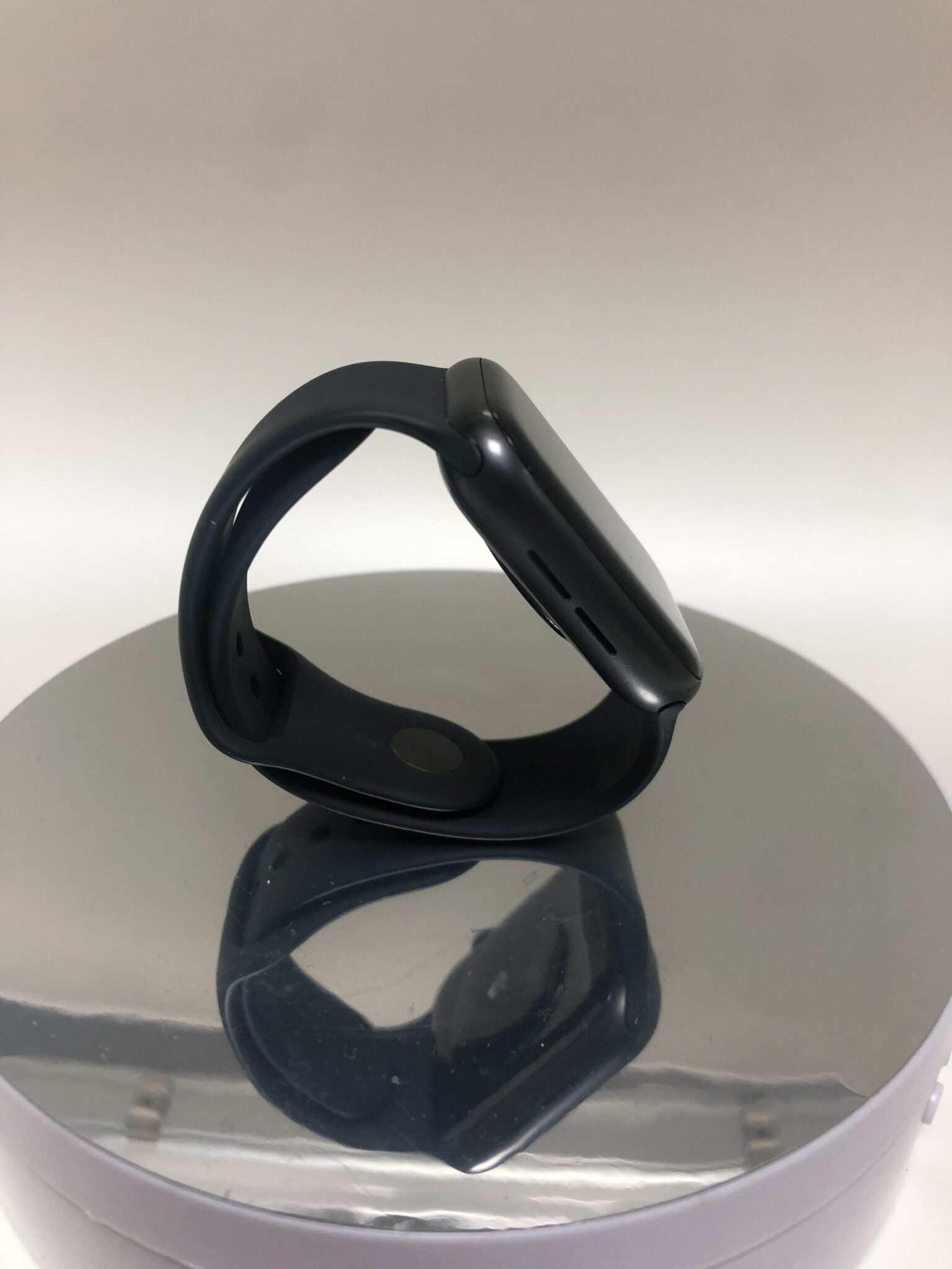 Apple Watch SE 44mm GPS Uzay Grisi (İKİNCİ EL) - Görsel 3