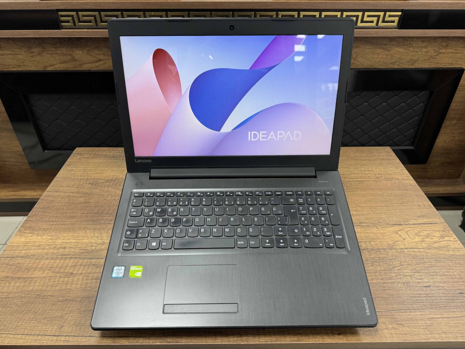 Lenovo Ideapad 310-15ISK Intel Core i5 6200U 8GB 240GB SSD 920MX 15.6" HD 80SM009XTX (İKİNCİ EL) - Görsel 2