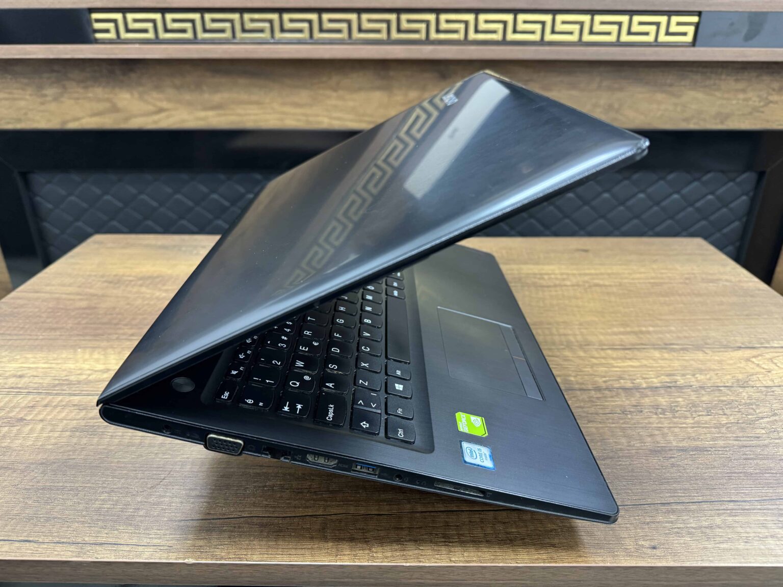 Lenovo Ideapad 310-15ISK Intel Core i5 6200U 8GB 240GB SSD 920MX 15.6" HD 80SM009XTX (İKİNCİ EL) - Görsel 6