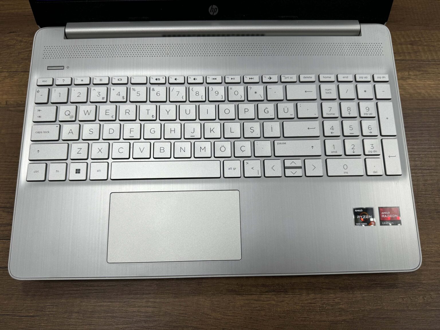 HP 15S-EQ2002NT AMD Ryzen 5 5500U 8GB 512GB SSD 15.6" FHD 4H0J4EA (İKİNCİ EL) - Görsel 3