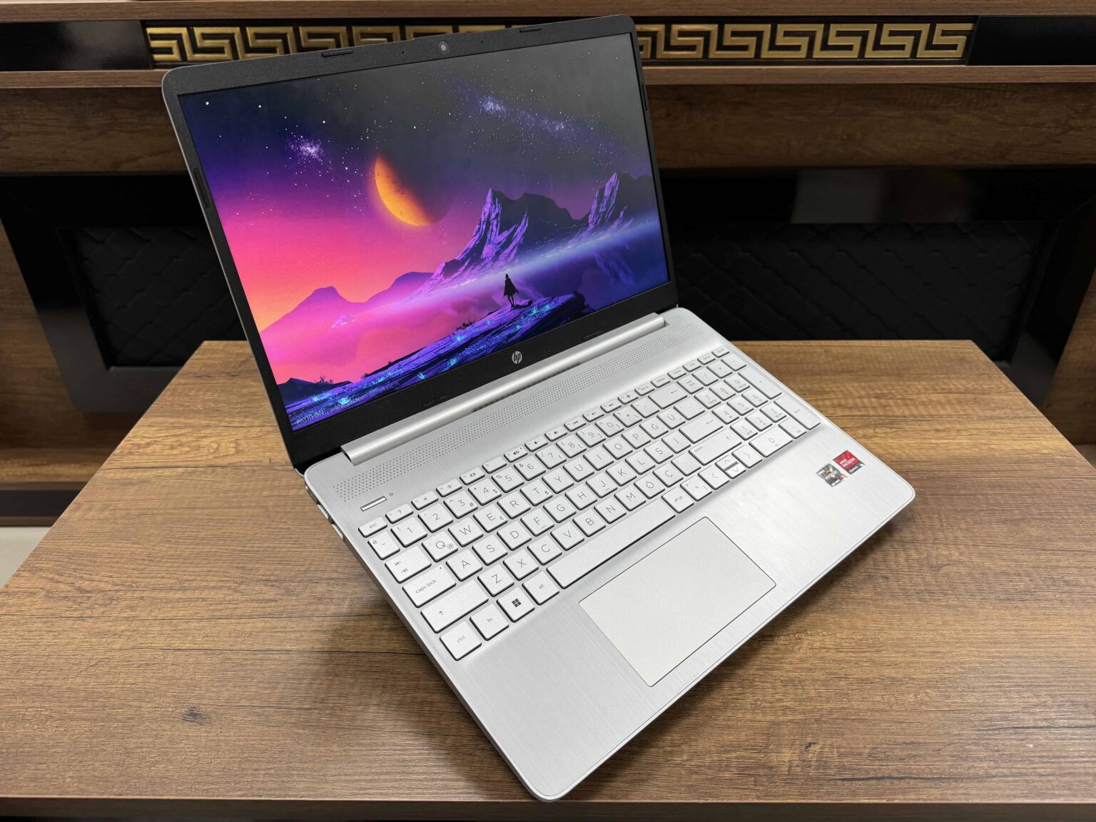 HP 15S-EQ2002NT AMD Ryzen 5 5500U 8GB 512GB SSD 15.6" FHD 4H0J4EA (İKİNCİ EL) - Görsel 8