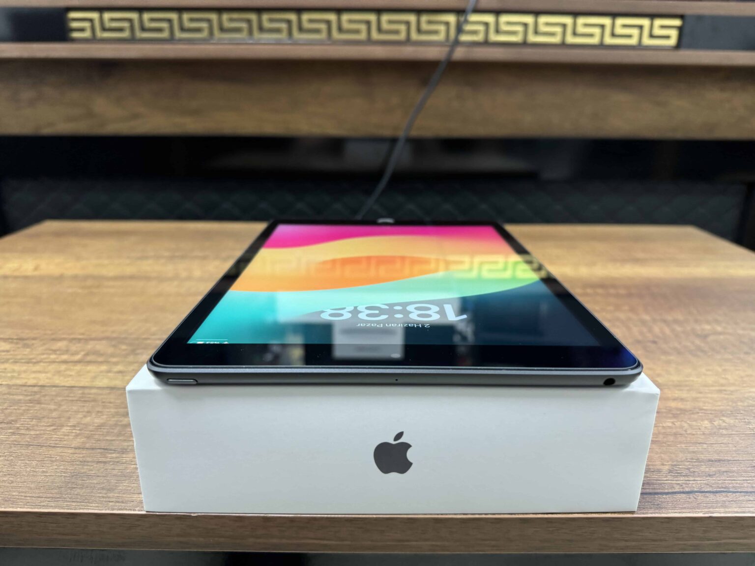 Apple iPad 9. Nesil 64GB 10.2" WiFi Tablet Uzay Grisi MK2K3TU/A (İKİNCİ EL) - Görsel 4