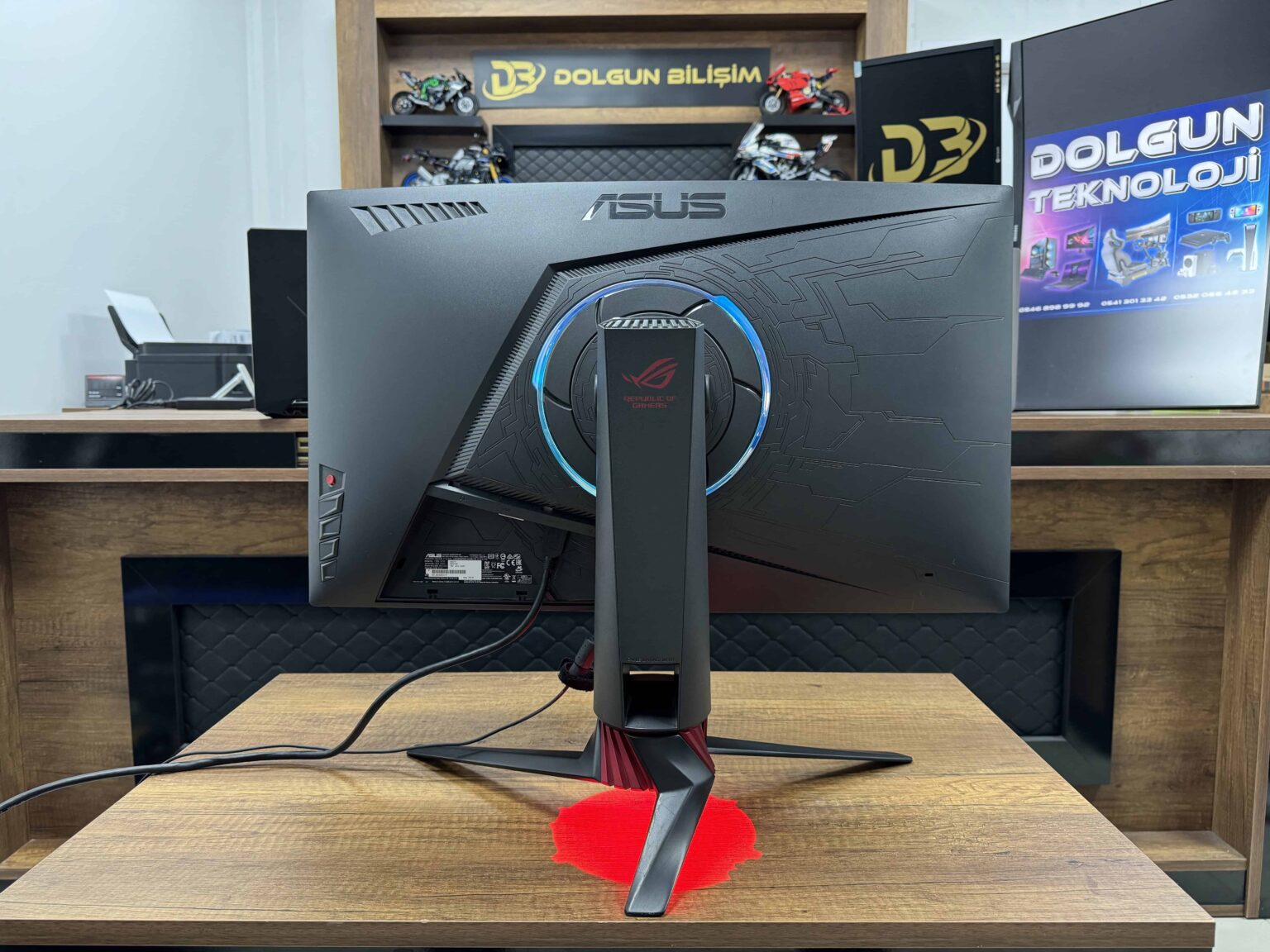 Asus ROG Strix XG27VQ 27" 144Hz 4ms Full HD Curved Oyuncu Monitörü DVI-HDMI-DP (İKİNCİ EL) - Görsel 2