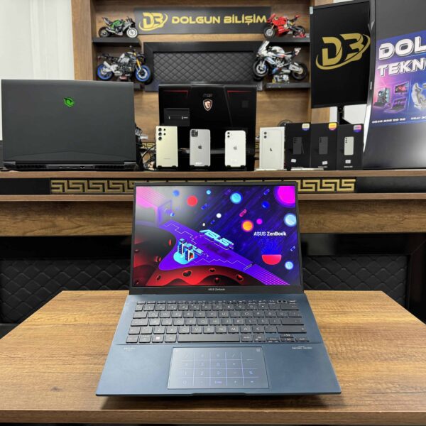 Asus Zenbook 14 Evo UX3402ZA-KP632W Intel Core i5 1240P 8GB 512GB SSD Iris Xe 14" W11 QHD+ (İKİNCİ EL)