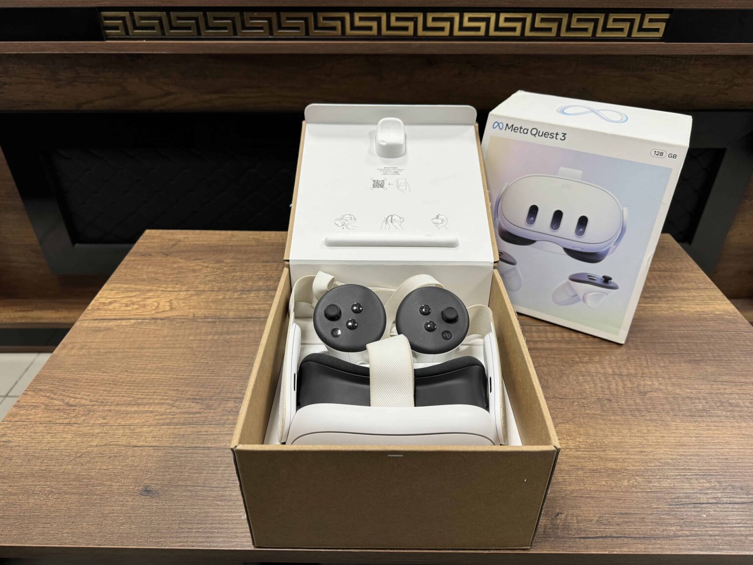 Meta Quest 3 128GB VR Sanal Gerçeklik Gözlüğü (İKİNCİ EL) - Görsel 2