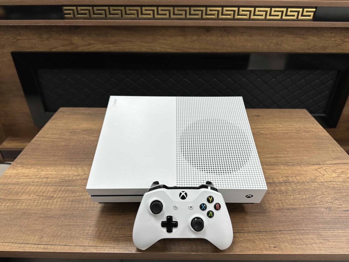 Microsoft Xbox One S 1 TB CD'li Tek Kol | Xbox - xboxone - xboxonex - XboxOne (İKİNCİ EL) - Görsel 2