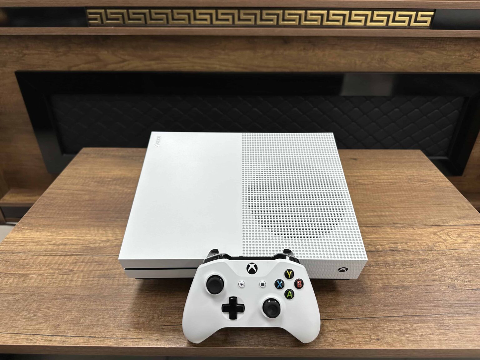 Microsoft Xbox One S 1 TB Tek Kol | Xbox - xboxone - xboxonex - XboxOne (İKİNCİ EL) - Görsel 2