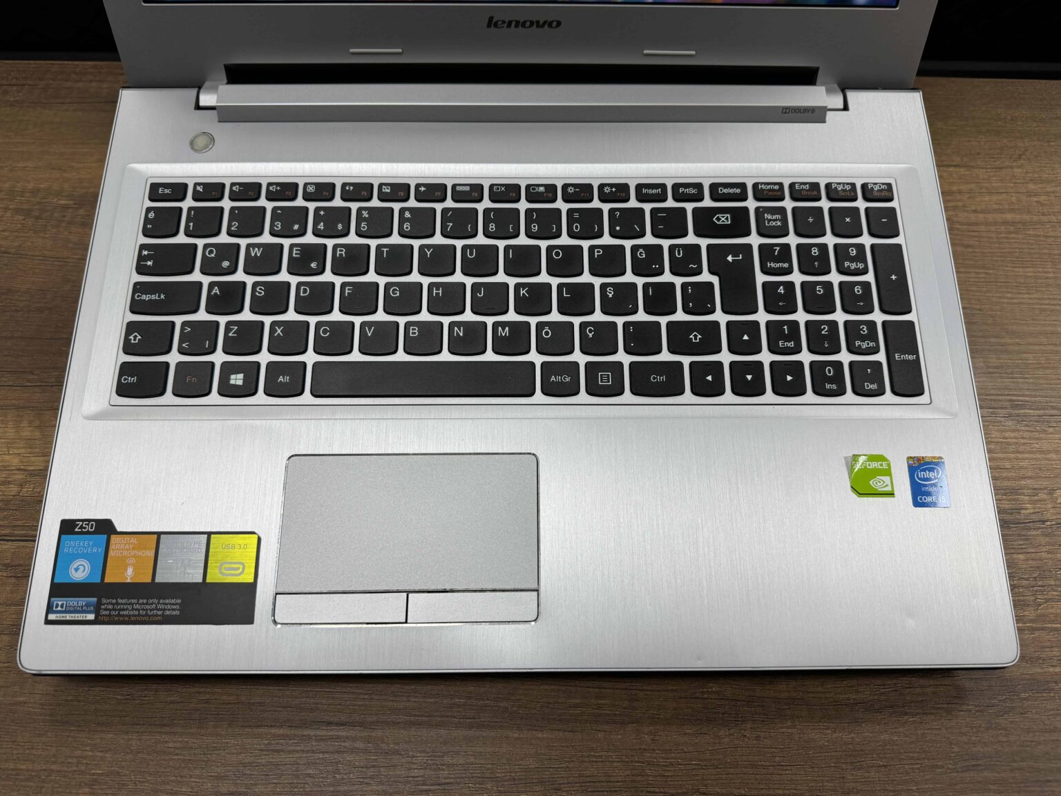Lenovo Z50-70 Intel Core i5 4210U 8GB 240GB SSD GT820M 15.6" HD (İKİNCİ EL 1 USB ARIZALI) - Görsel 3
