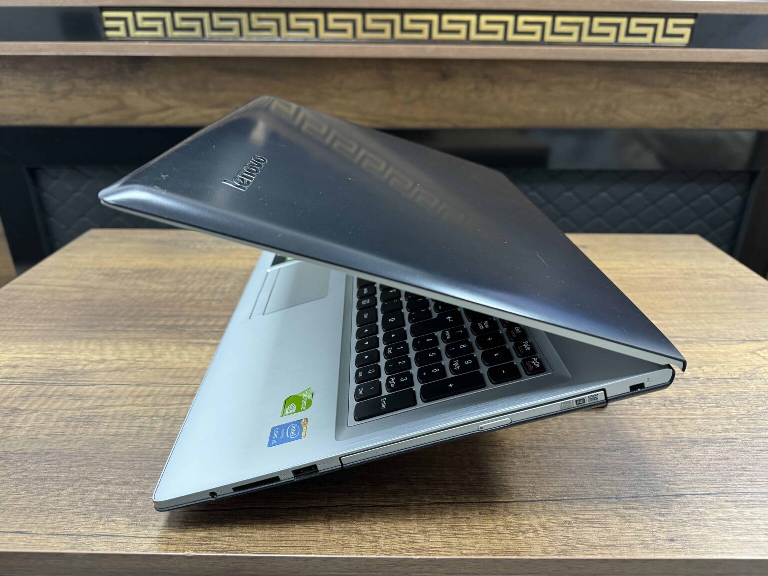 Lenovo Z50-70 Intel Core i5 4210U 8GB 240GB SSD GT820M 15.6" HD (İKİNCİ EL 1 USB ARIZALI) - Görsel 7