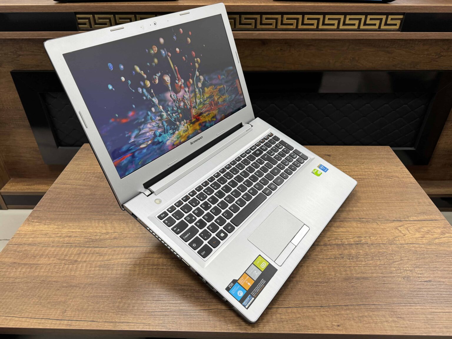 Lenovo Z50-70 Intel Core i5 4210U 8GB 240GB SSD GT820M 15.6" HD (İKİNCİ EL 1 USB ARIZALI) - Görsel 8