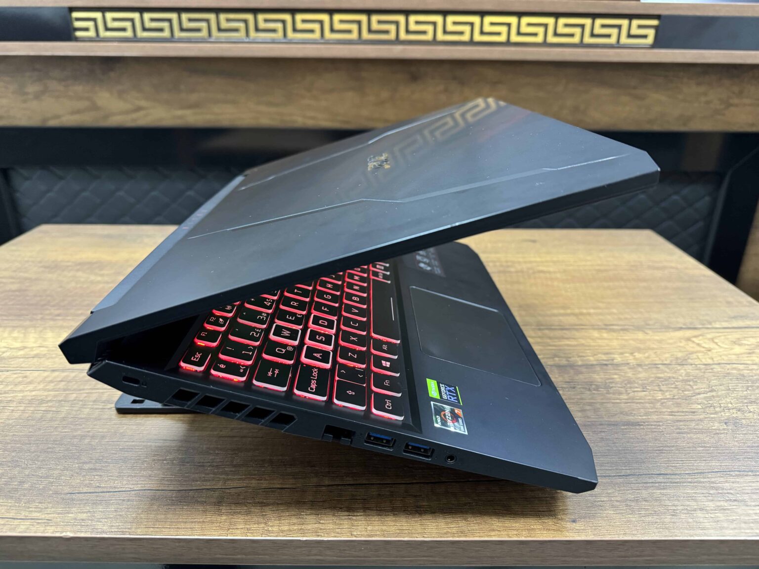 Acer Nitro 5 AN515-45-R6DY AMD Ryzen 7 5800H 16GB 512GB SSD RTX3060 15.6" FHD 144Hz NH.QBCEY.003 (İKİNCİ EL) - Görsel 6