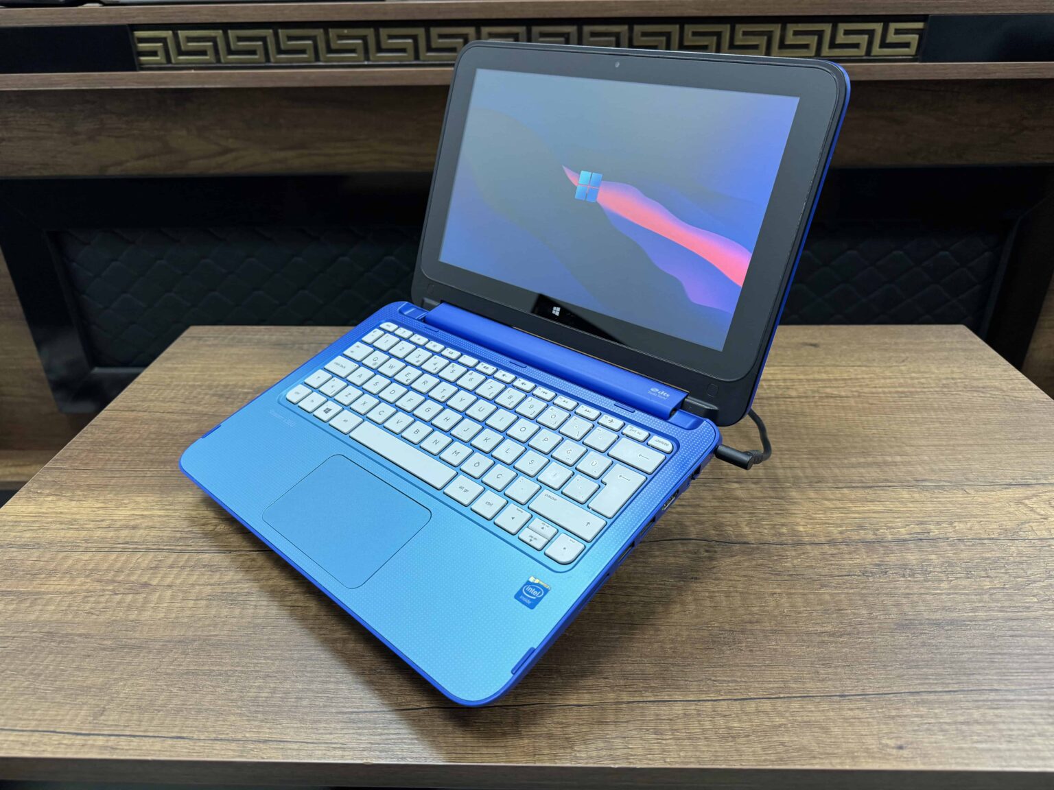 HP Stream X360 11-P010NT Intel Celeron N2840 2GB 32GB eMMC 10.1" HD L1S46EA DOKUNMATİK EKRAN (İKİNCİ EL) - Görsel 9