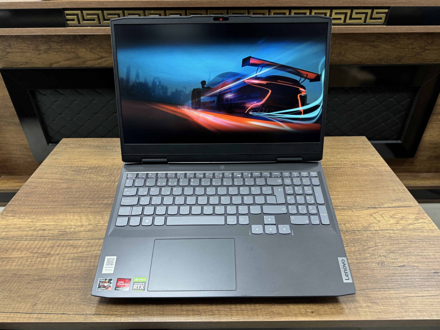Lenovo Ideapad Gaming 3 15IAH7 AMD Ryzen 5 6600H 16GB 512GB SSD RTX3050Ti 15.6" FHD 120Hz 82SB00FSTX (İKİNCİ EL) - Görsel 2