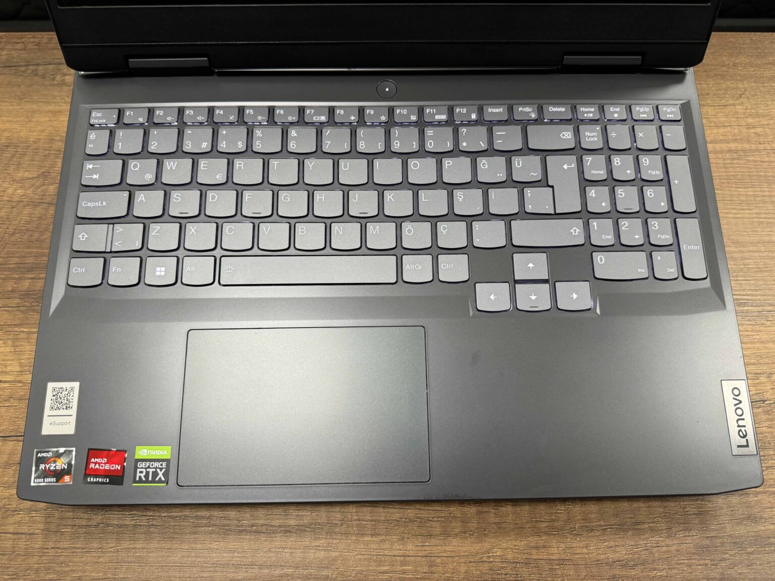 Lenovo Ideapad Gaming 3 15IAH7 AMD Ryzen 5 6600H 16GB 512GB SSD RTX3050Ti 15.6" FHD 120Hz 82SB00FSTX (İKİNCİ EL) - Görsel 3