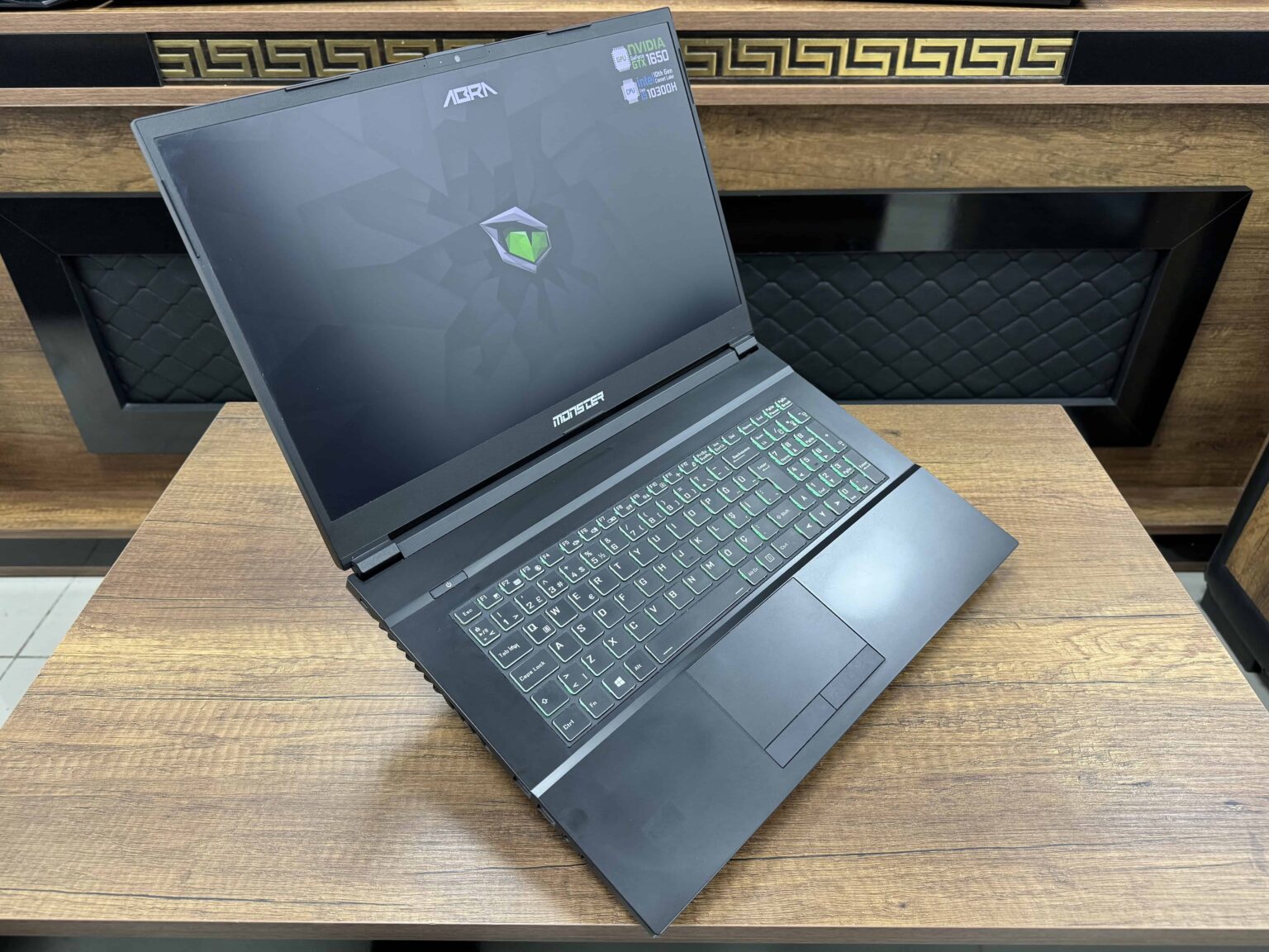 Monster Abra A7 V12.1 Intel Core i5 10300H 8GB 256GB SSD GTX1650 17.3" FHD 120Hz (İKİNCİ EL) - Görsel 8