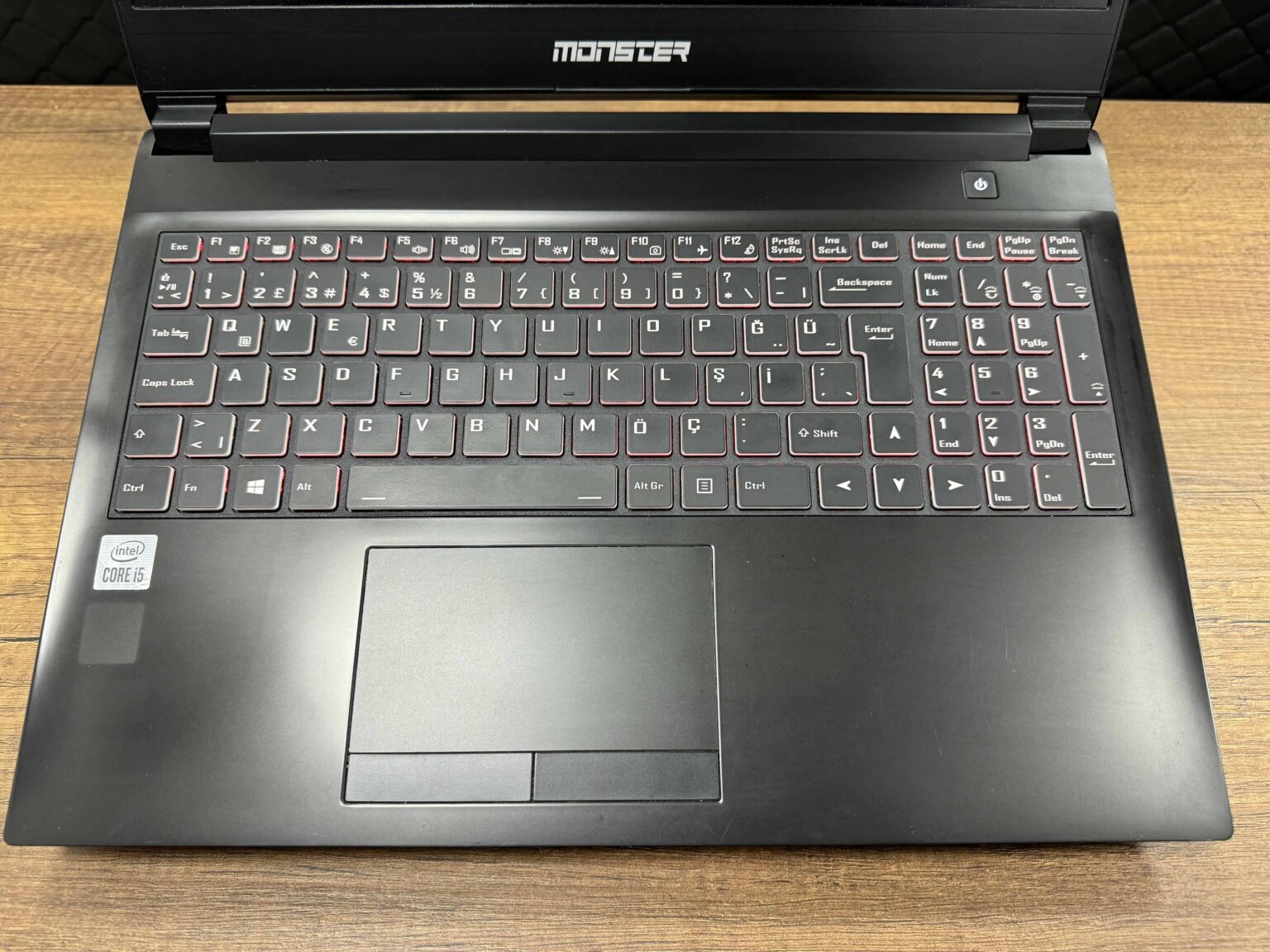 Monster Abra A5 V16.6 Intel Core i5 10200H 16GB 250GB SSD GTX1650Ti 15.6" FHD (İKİNCİ EL) - Görsel 3