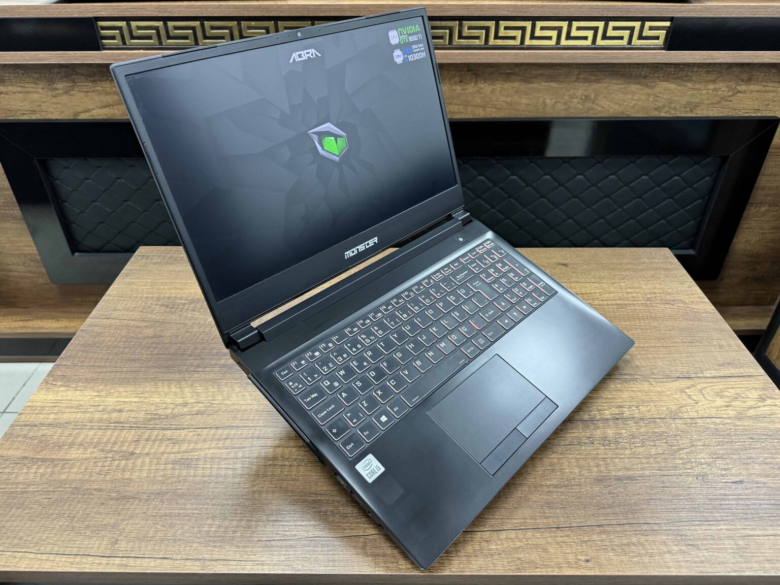 Monster Abra A5 V16.6 Intel Core i5 10200H 16GB 250GB SSD GTX1650Ti 15.6" FHD (İKİNCİ EL) - Görsel 8