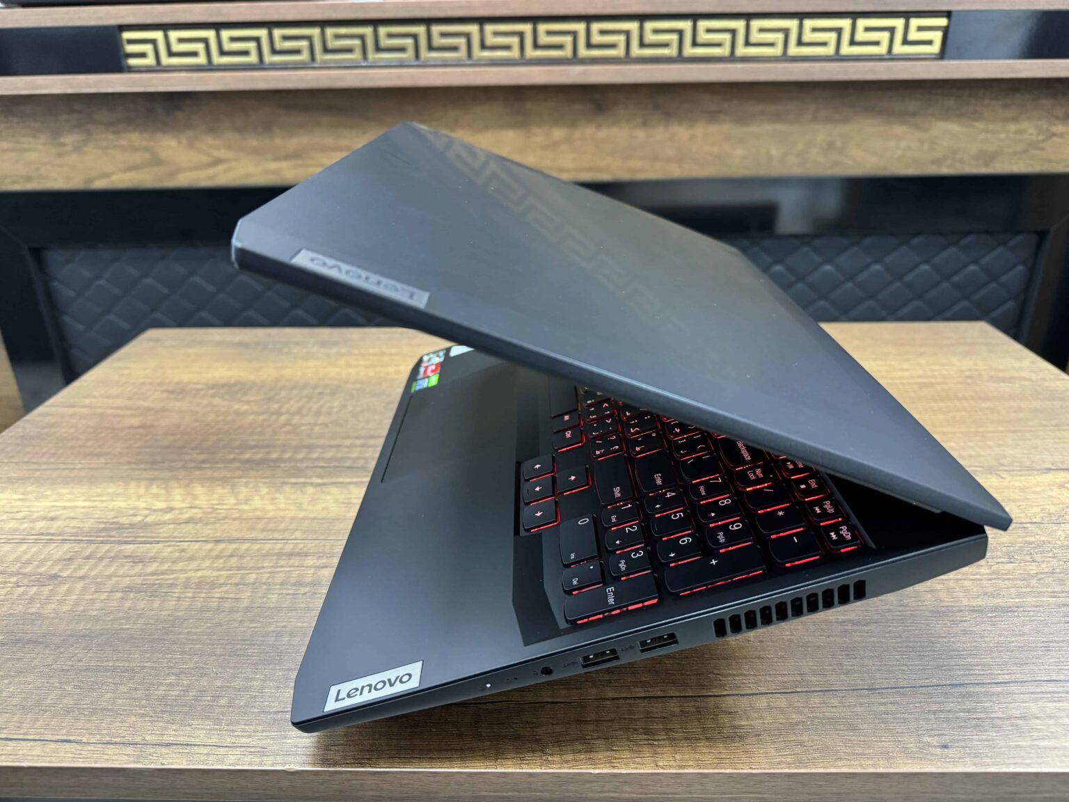 Lenovo Ideapad Gaming 3 15ACH6 AMD Ryzen 7 5800H 16GB 1TB SSD RTX3050 W11 15.6" FHD 120Hz 82K2019TAX (İKİNCİ EL) - Görsel 7