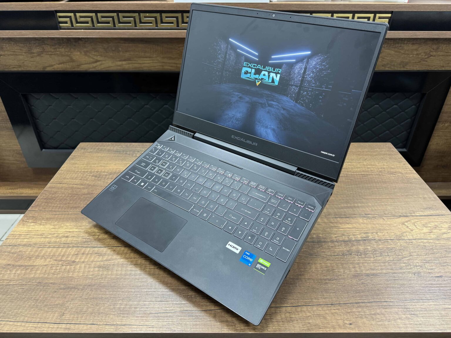 Casper Excalibur G770.1245-8EH0T-B Intel Core i5 12450H 8GB 500GB SSD GTX1650 W11 15.6" FHD (İKİNCİ EL) - Görsel 9