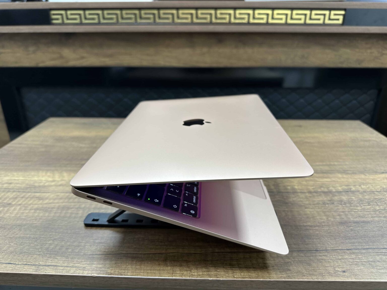 Apple MacBook Air M1 8GB 256GB SSD macOS 13.3" QHD+ Altın MGN63TU/A (İKİNCİ EL) - Görsel 6