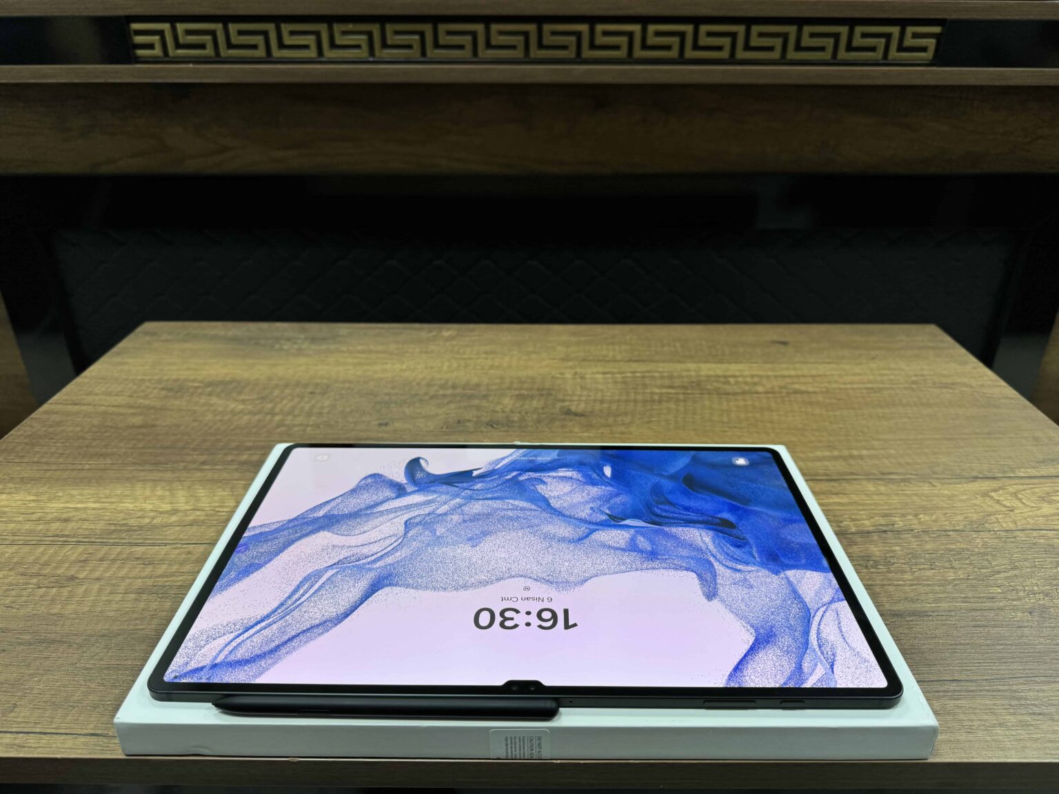 Samsung Galaxy Tab S8 Ultra Wi-Fi SM-X900 12GB RAM 256GB 14.6" Tablet (İKİNCİ EL) - Görsel 4
