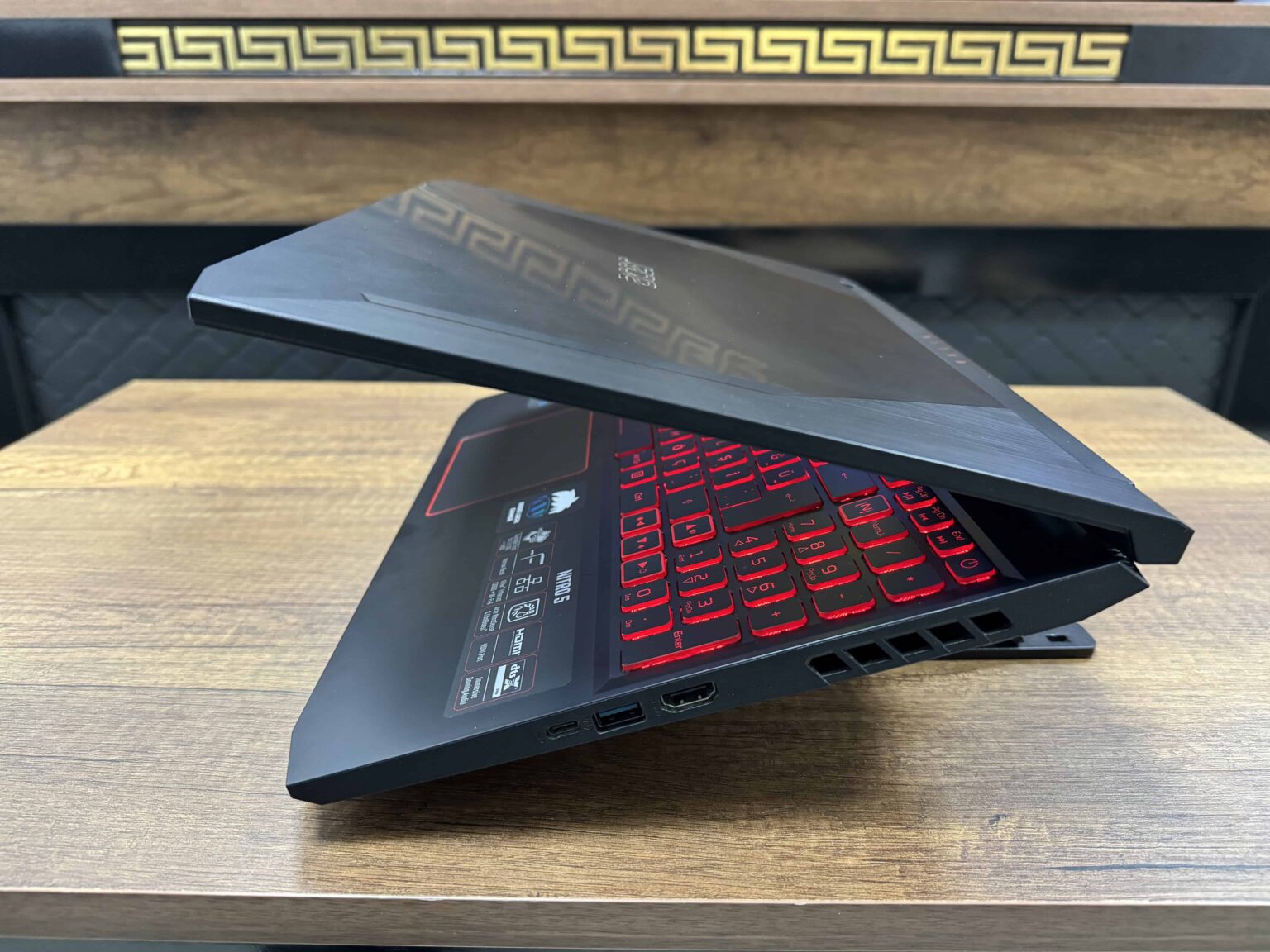 Acer Nitro 5 AN515-55-508R Intel Core i5 10300H 16GB 256GB SSD GTX1650Ti 15.6" FHD W10 144Hz NH.Q7JEY.007 (İKİNCİ EL) - Görsel 7