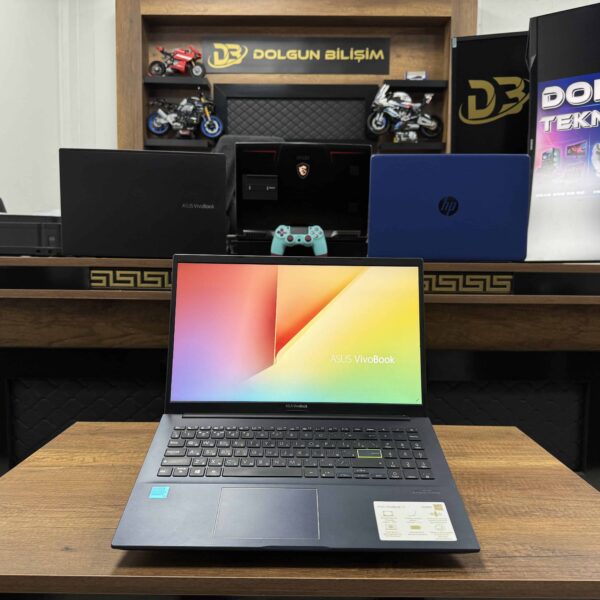 ASUS VivoBook 15 X513EA-BQ1608T Intel Core i3 1115G4 8GB 256GB SSD 15.6" FHD W10 (İKİNCİ EL)