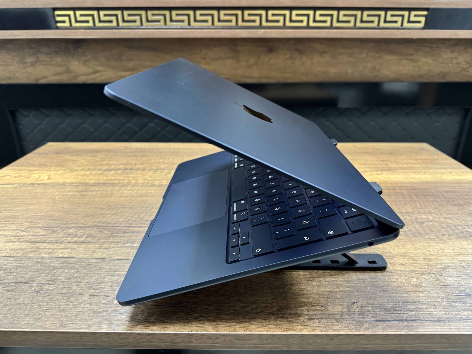 Apple MacBook Air M2 Çip 8GB 256GB SSD macOS 13.6" Gece Yarısı MLY33TU/A (İKİNCİ EL) - Görsel 7