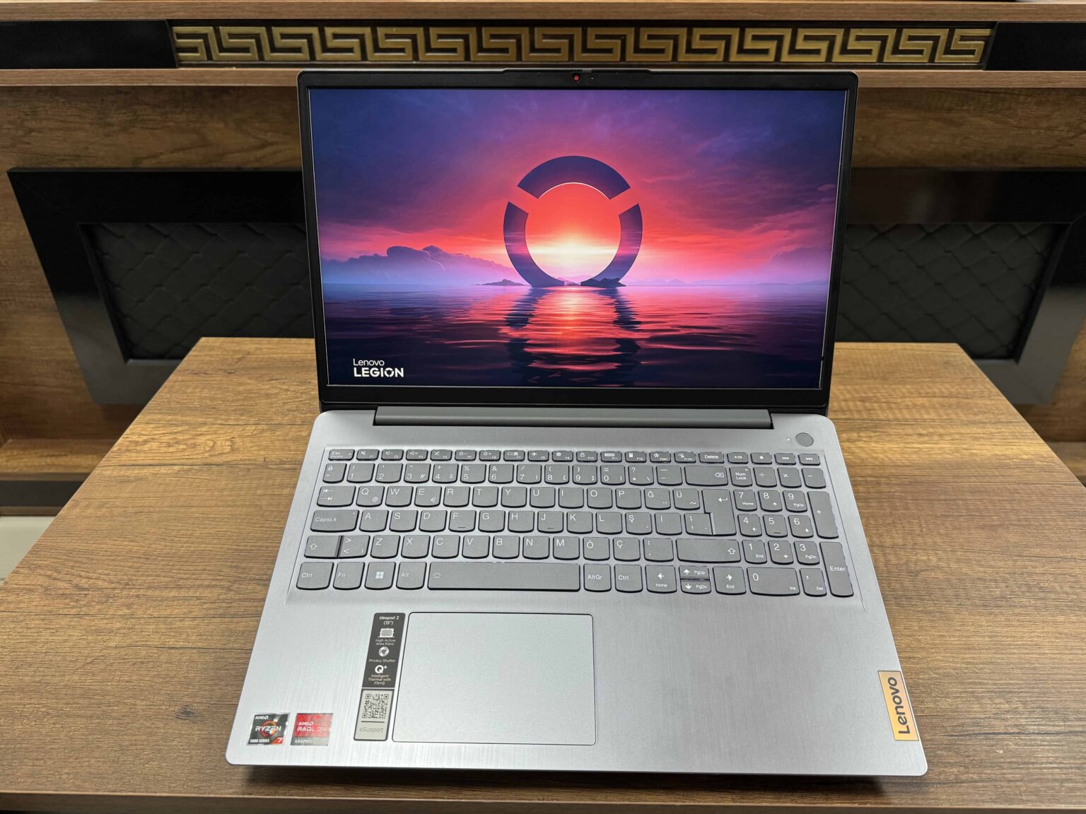 Lenovo Ideapad 3 15ALC6 AMD Ryzen 7 5700U 8GB 512GB SSD W11 15.6" FHD 82KU01YHTX (İKİNCİ EL) - Görsel 2
