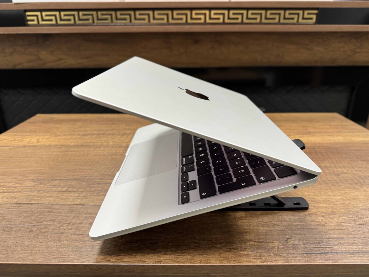 Apple MacBook Air M2 Çip 8GB 256GB SSD macOS 13.6" Gümüş MLXY3TU/A (İKİNCİ EL) - Görsel 7