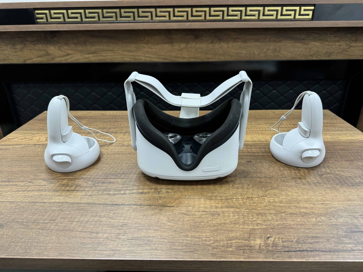 Oculus Meta Quest 2 64GB VR Sanal Gerçeklik Gözlüğü (İKİNCİ EL) - Görsel 8