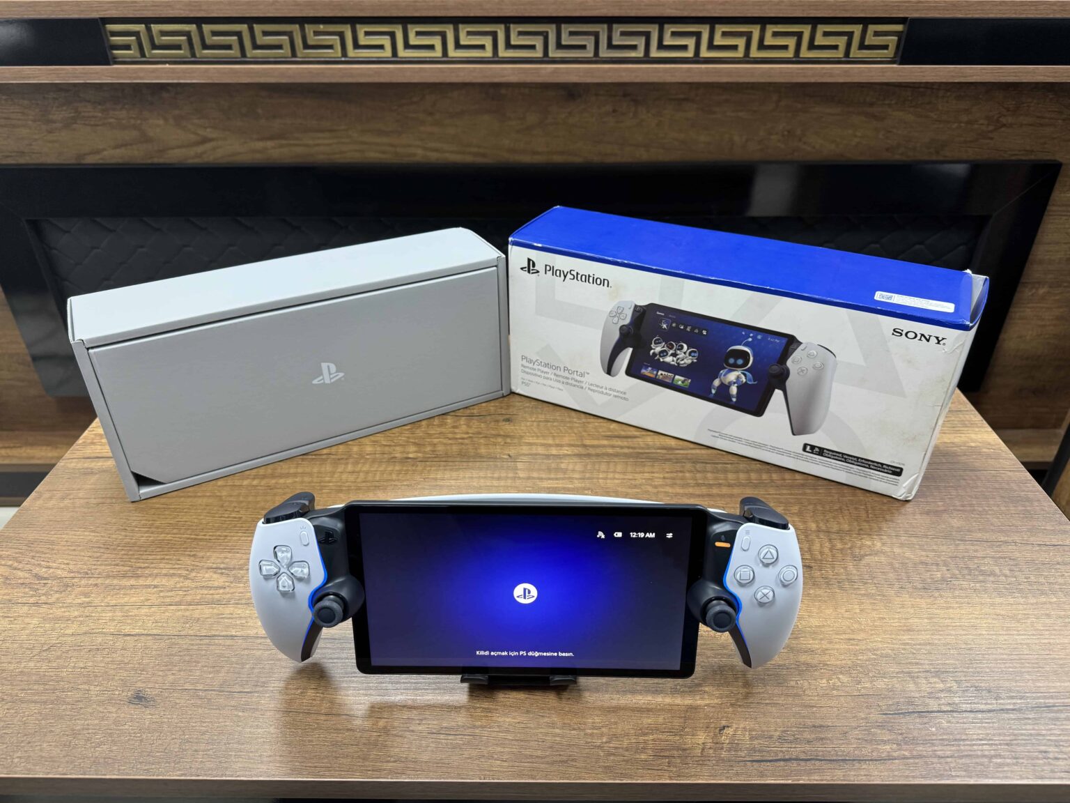 Sony PlayStation 5 Portal Uzaktan Oynatıcı (İKİNCİ EL) - Görsel 2