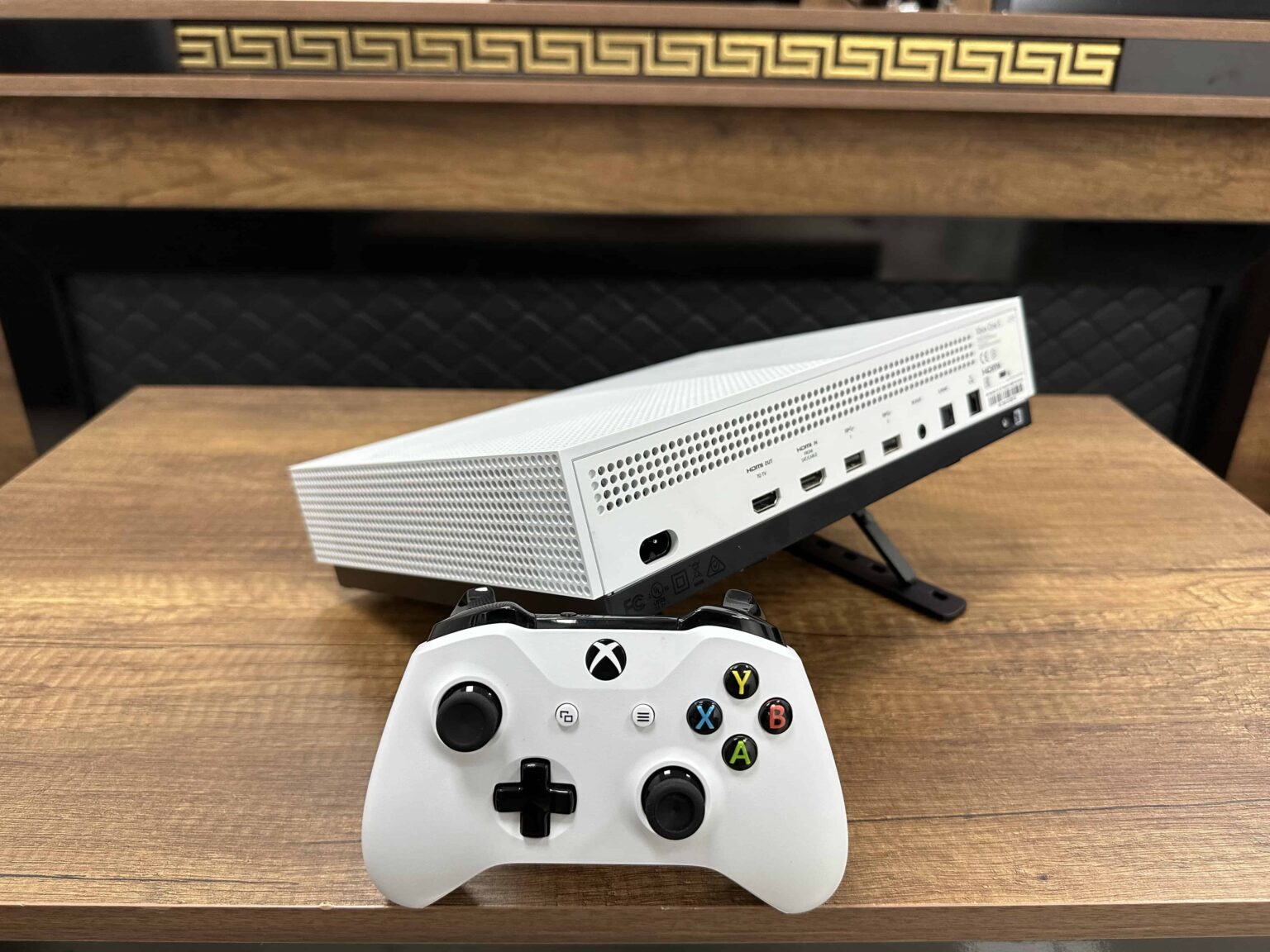 Microsoft Xbox One S 1 TB CD'li Tek Kol | Xbox - xboxone - xboxonex - XboxOne (İKİNCİ EL) - Görsel 8