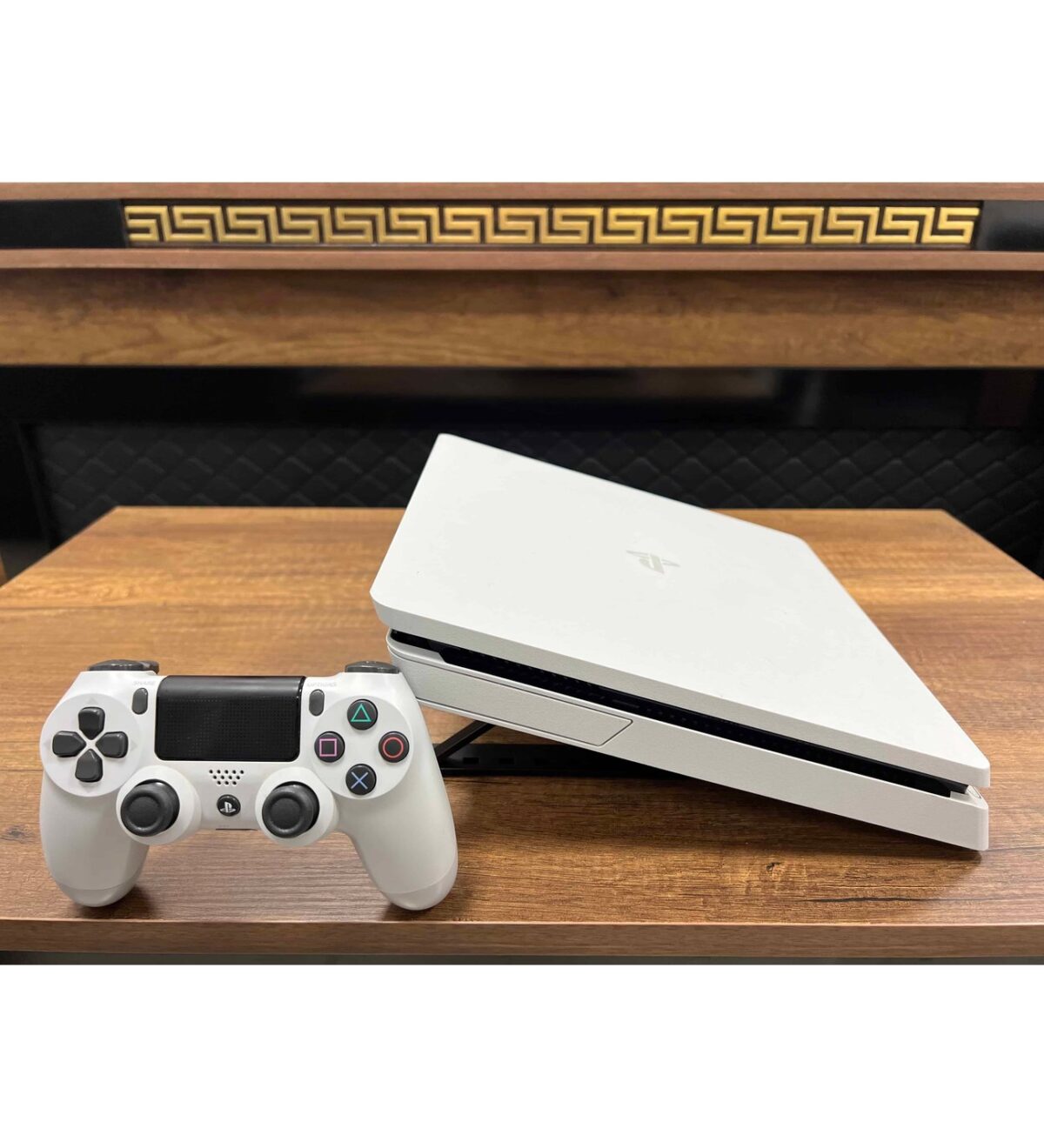 PlayStation 4 Slim Beyaz 500 GB Tek Kol  Playstation4 - ps4 - PS4 - Ps4 (İKİNCİ EL) - Görsel 3