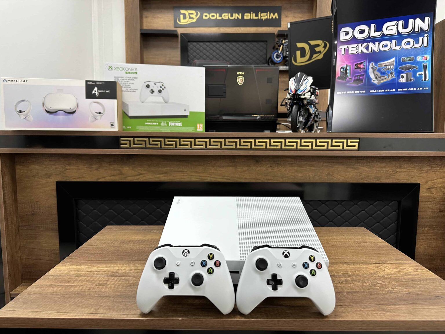 Microsoft Xbox One S 500 GB CD'li Çift Kol | Xbox - xboxone - xboxonex - XboxOne (İKİNCİ EL) - Görsel 3