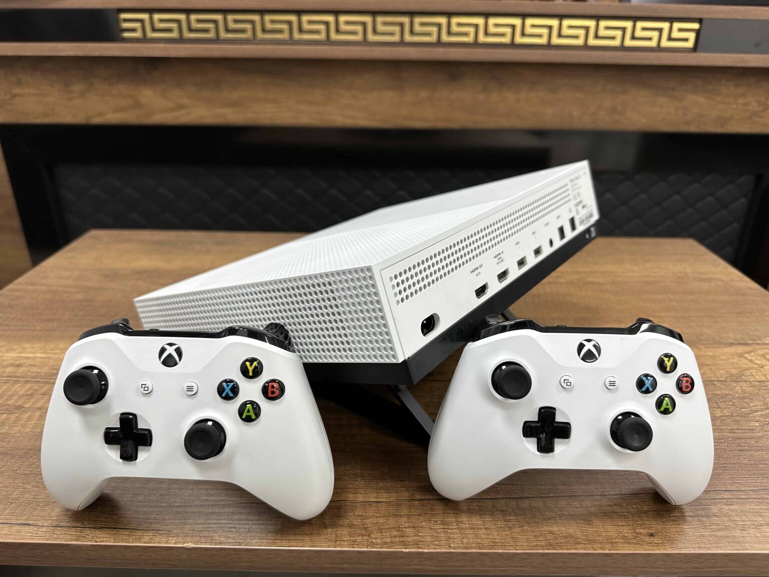 Microsoft Xbox One S 500 GB CD'li Çift Kol | Xbox - xboxone - xboxonex - XboxOne (İKİNCİ EL) - Görsel 10