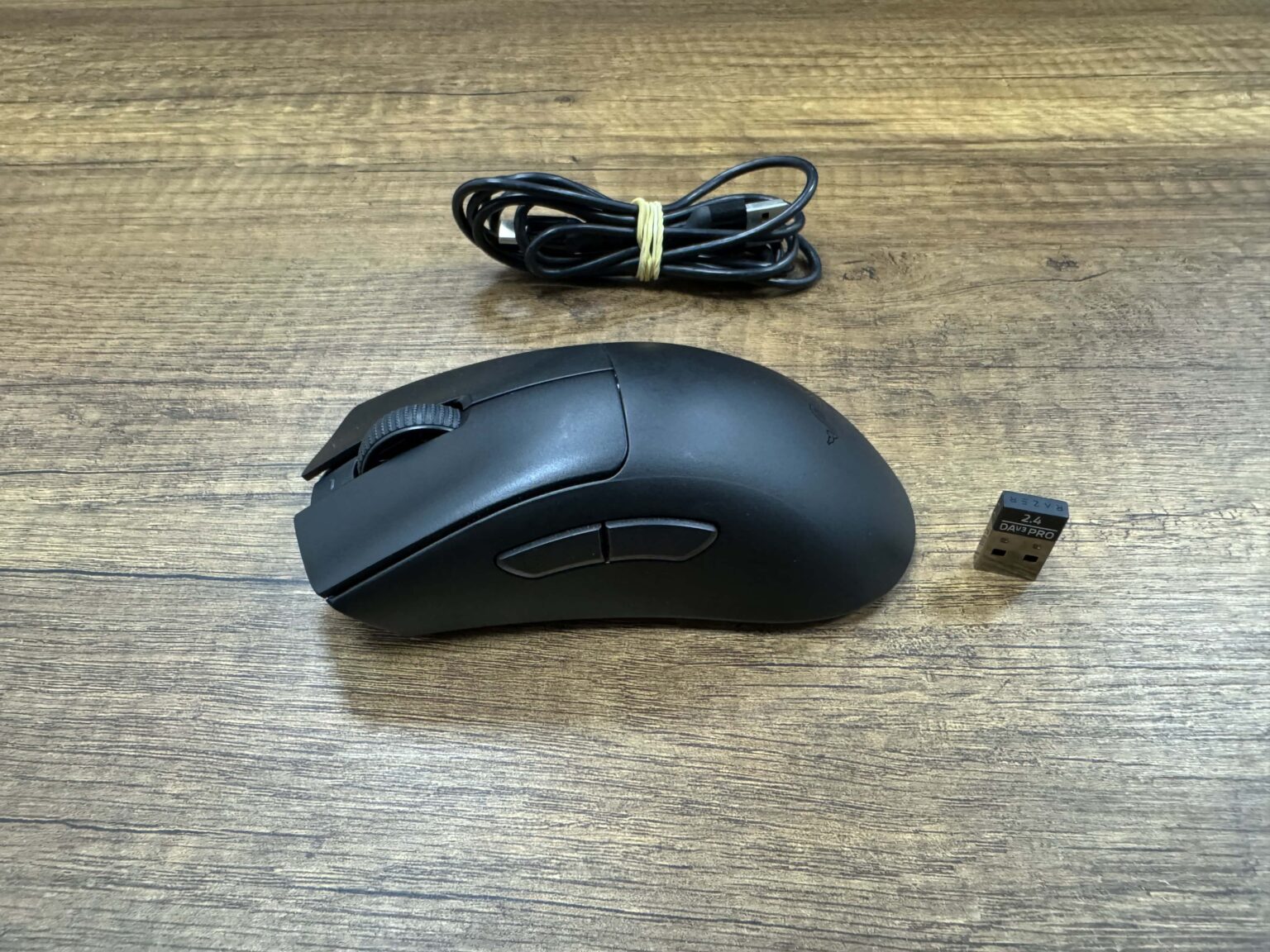 Razer Deathadder V3 Pro Kablosuz Optik Oyuncu Mouse (İKİNCİ EL) - Görsel 3