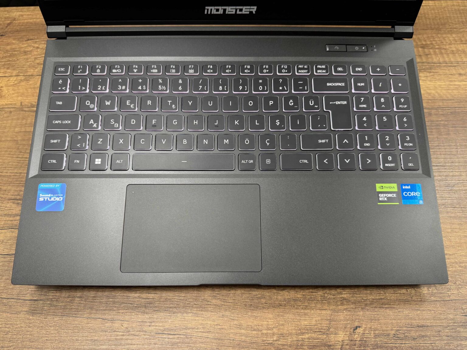 Monster Abra A5 V20.2.2 Intel Core i5 13500H 32GB RAM 1TB SSD RTX4050 15.6" FHD 144Hz (İKİNCİ EL) - Görsel 2