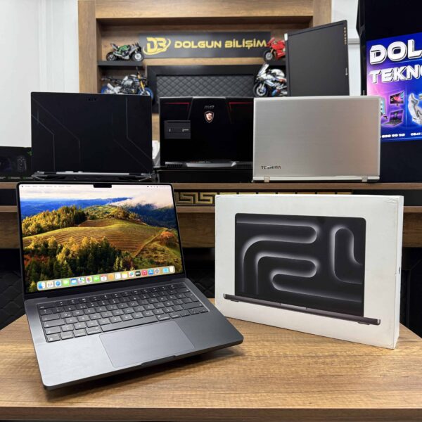 Apple MacBook Pro M3 Pro 18GB 512GB SSD macOS 14" Uzay Siyahı MRX33TU/A (İKİNCİ EL)