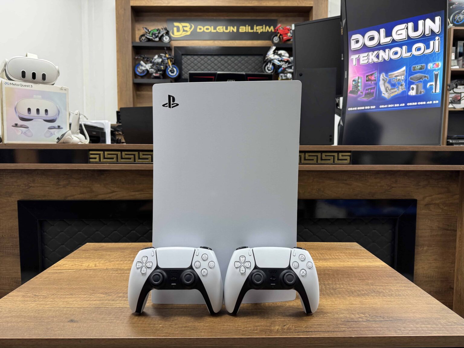 Sony PlayStation 5 Standart Edition CD'li 825 GB Çift Kol | Kutulu Sıfır - Görsel 2
