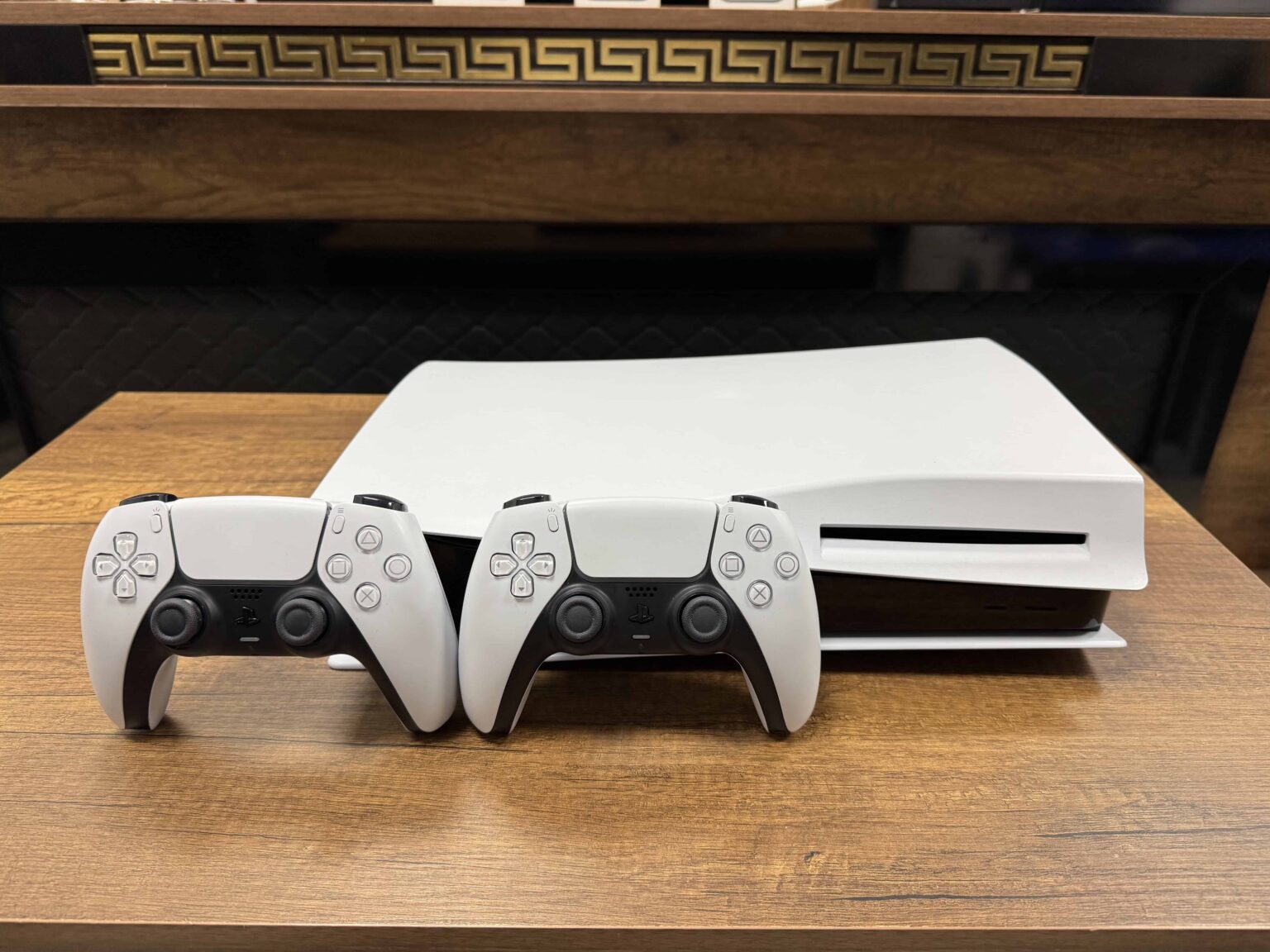 Sony PlayStation 5 Standart Edition CD'li 825 GB Çift Kol | Kutulu Sıfır - Görsel 3
