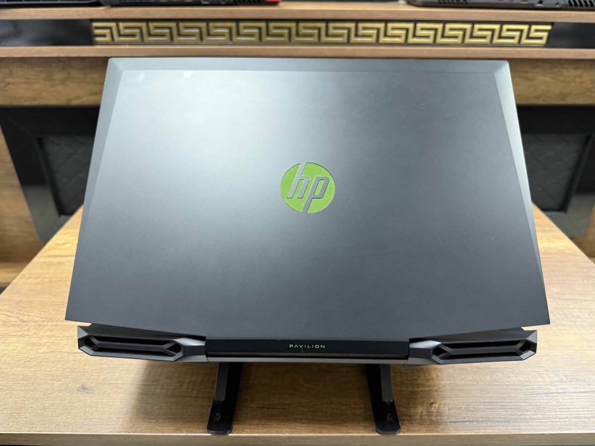 HP Pavilion Gaming 15-DK1009NT Intel Core i5 10300H 8GB 128GB SSD+500GB HDD GTX1650Ti 15.6" FHD 1U5S8EA (İKİNCİ EL) - Görsel 3